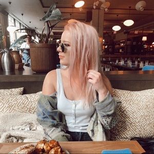 Meet your Posher, Amanda